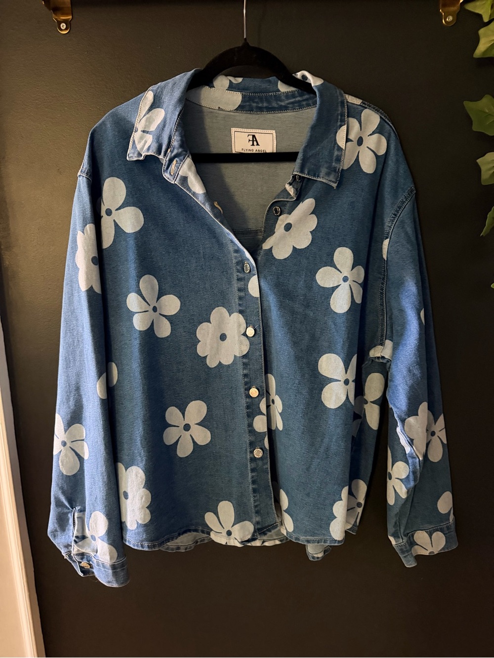 Flying Monkey Blue Floral Denim-Style Button-Up Shirt